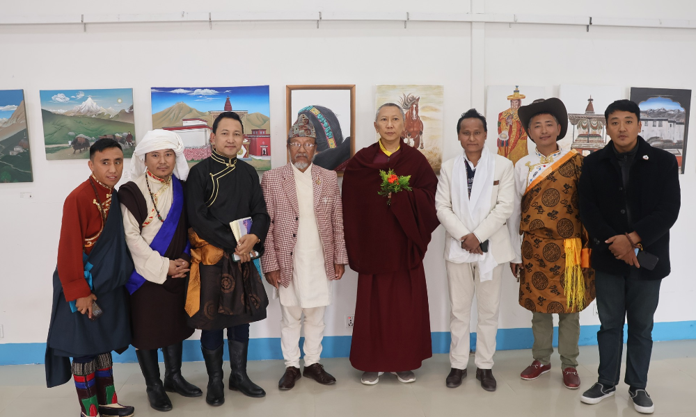 हिमाली परम्परागत थाङ्का कृतिहरू प्रदर्शनीमा, थाङ्का कलालाई विद्यालयको पाठ्यक्रममा समावेश गर्न सुझाव