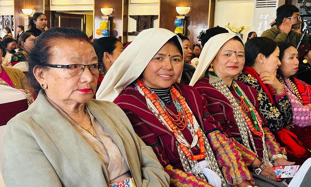 आदिवासी महिला तथा किशोरीका समस्या नहेरी मनाइने अन्तराष्ट्रिय महिला दिवश निरर्थक