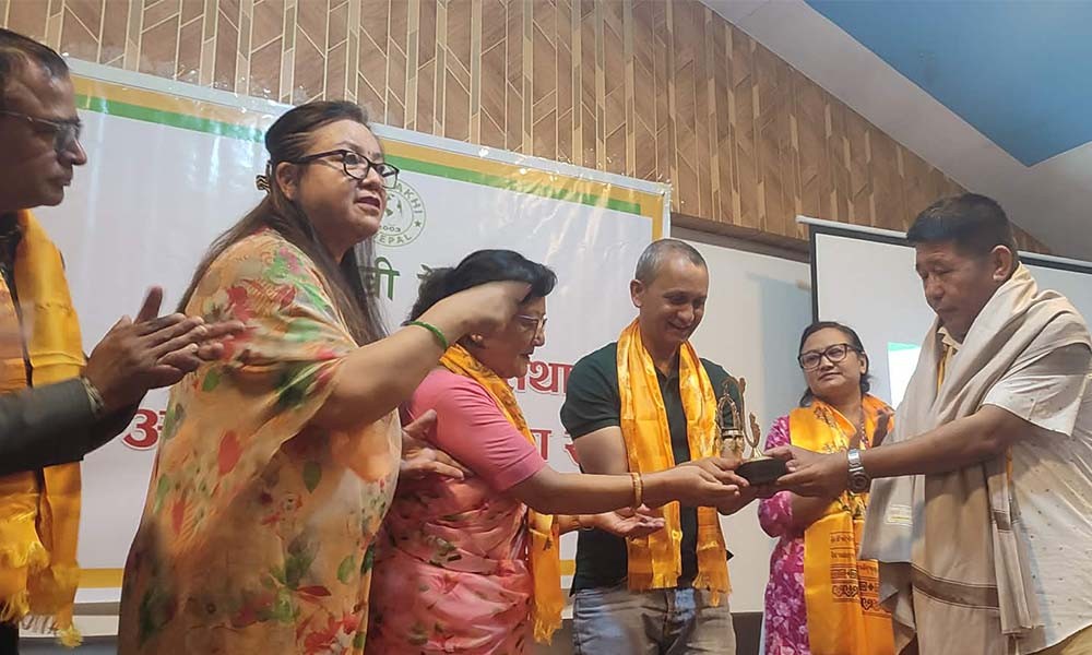 वरिष्ठ पत्रकार कुमार यात्रु तामाङ सम्मानित, पौरखी नेपालको नयाँ अध्यक्षमा सिन्धु अर्याल निर्वाचित