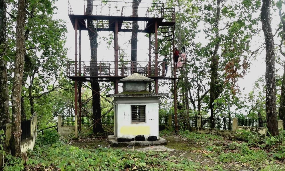 मगरहरुको प्रथाजन्य सम्पदा भन्दै सिन्धुली मरिणस्थित ठाकुर दरबारको पुनर्दावी