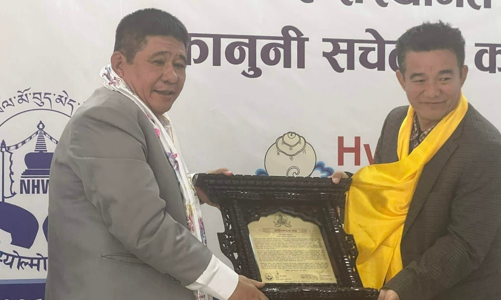 ह्योल्मो समुदायद्वारा सञ्चारकर्मी यात्रुसमेतलाई सम्मान र अभिनन्दन